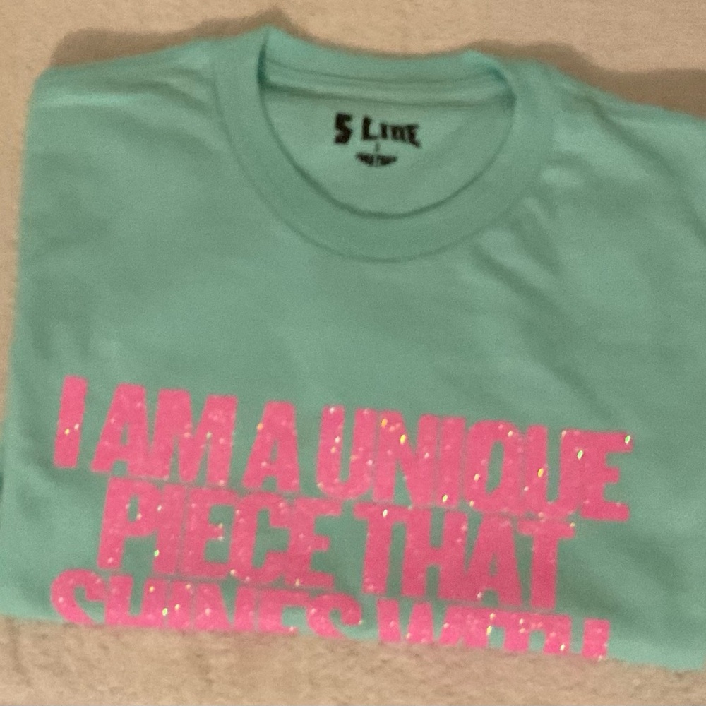 Girls' Light Mint Graphic Tee - 'I Am A Unique Piece'